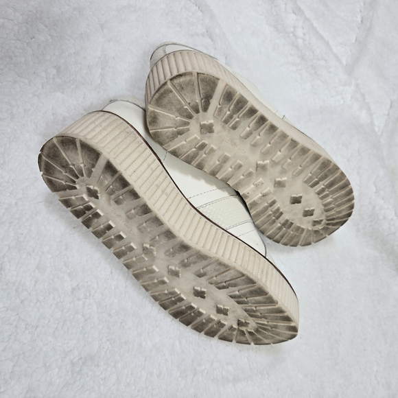 Dolce Vita Womens Tiger Sneakers White Leather Fluted Platform Ivory US Size 7.5 - Picture 5 of 6